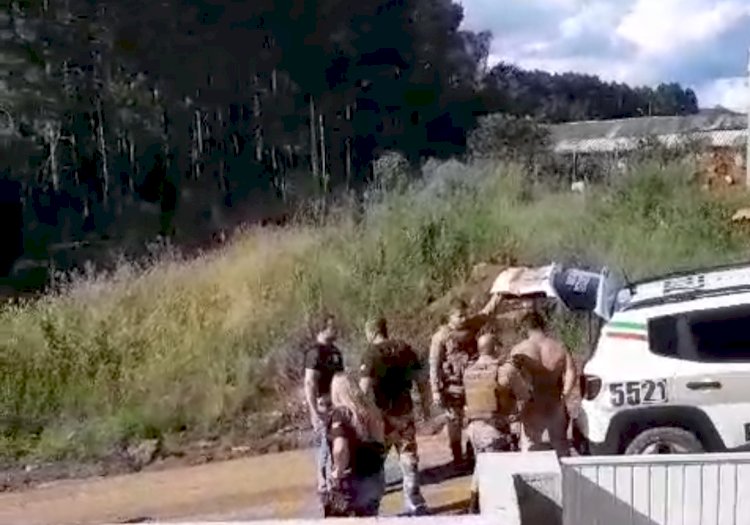 LEBON RÉGIS: POLÍCIAS MILITAR E CIVIL CAPTURAM HOMEM COM MANDADO DE PRISÃO EM ABERTO