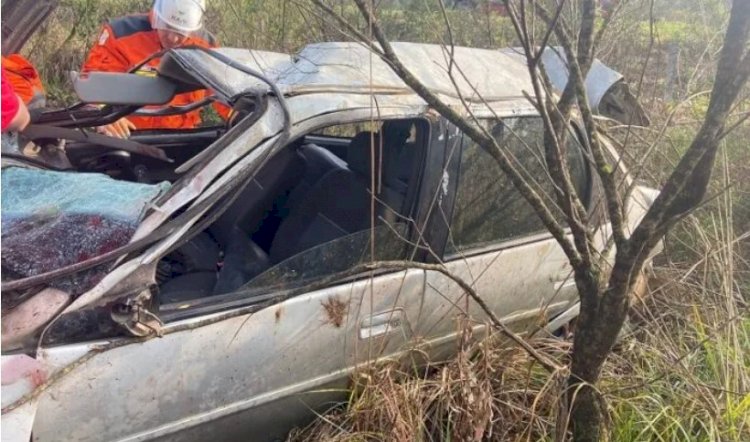 JOVEM PERDE A VIDA EM ACIDENTE ENTRE LEBON RÉGIS E CAÇADOR NA MANHÃ DE HOJE (23)