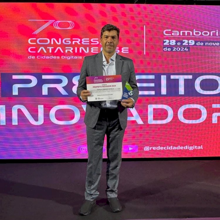 LEBON RÉGIS: DOUGLAS MELLO RECEBE PREMIO DE PREFEITO INOVADOR